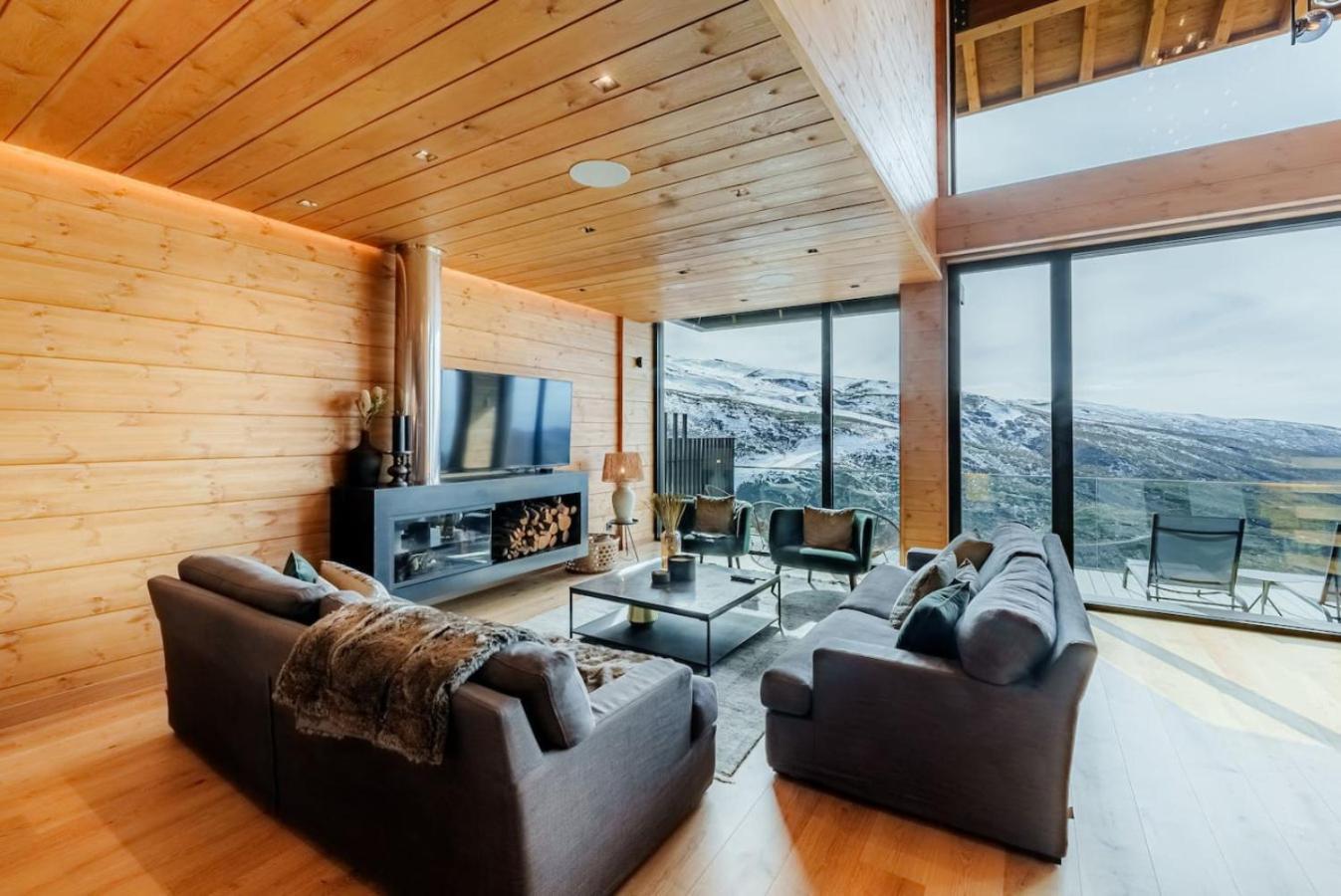 Luxury Mountain Chalet In Sierra Nevada Villa Exterior photo